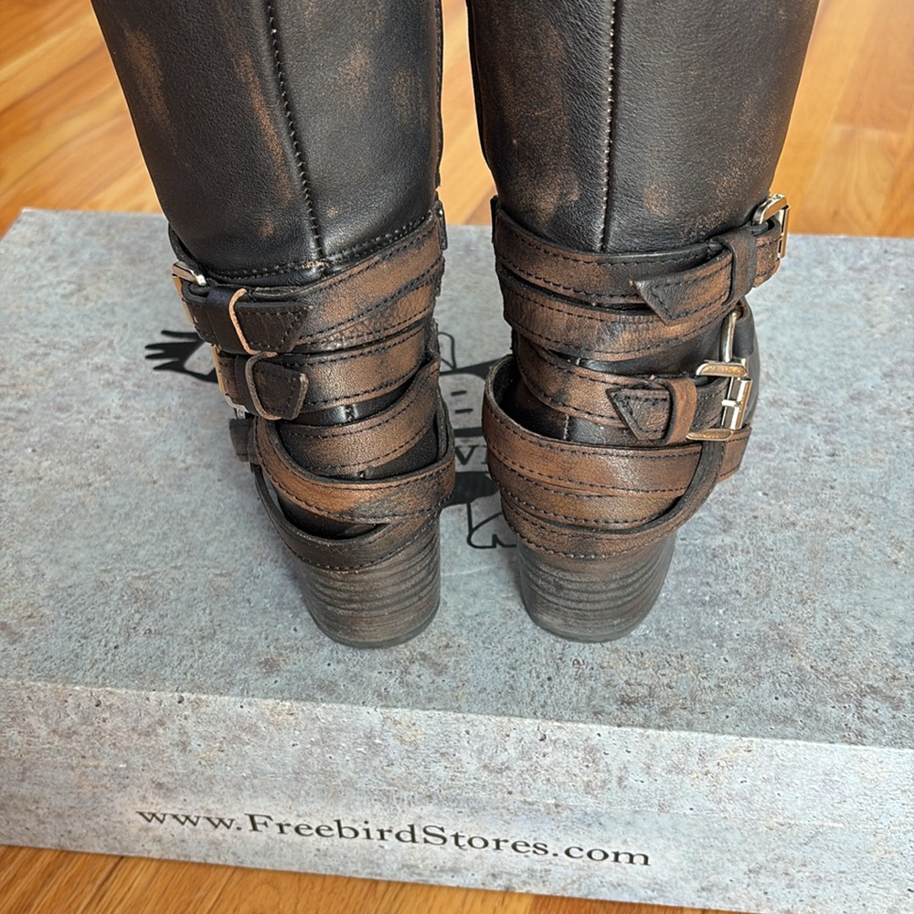 Freebird Casper 
Rare and retired design! - Picture 6 of 8